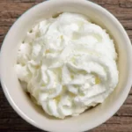 Come montare la panna senza che impazzisca? Il trucco del freddo